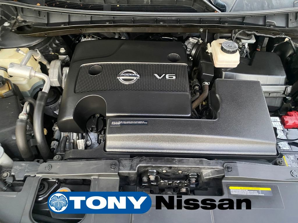 Used 2019 Nissan Murano Platinum w/ Cargo Package image 10