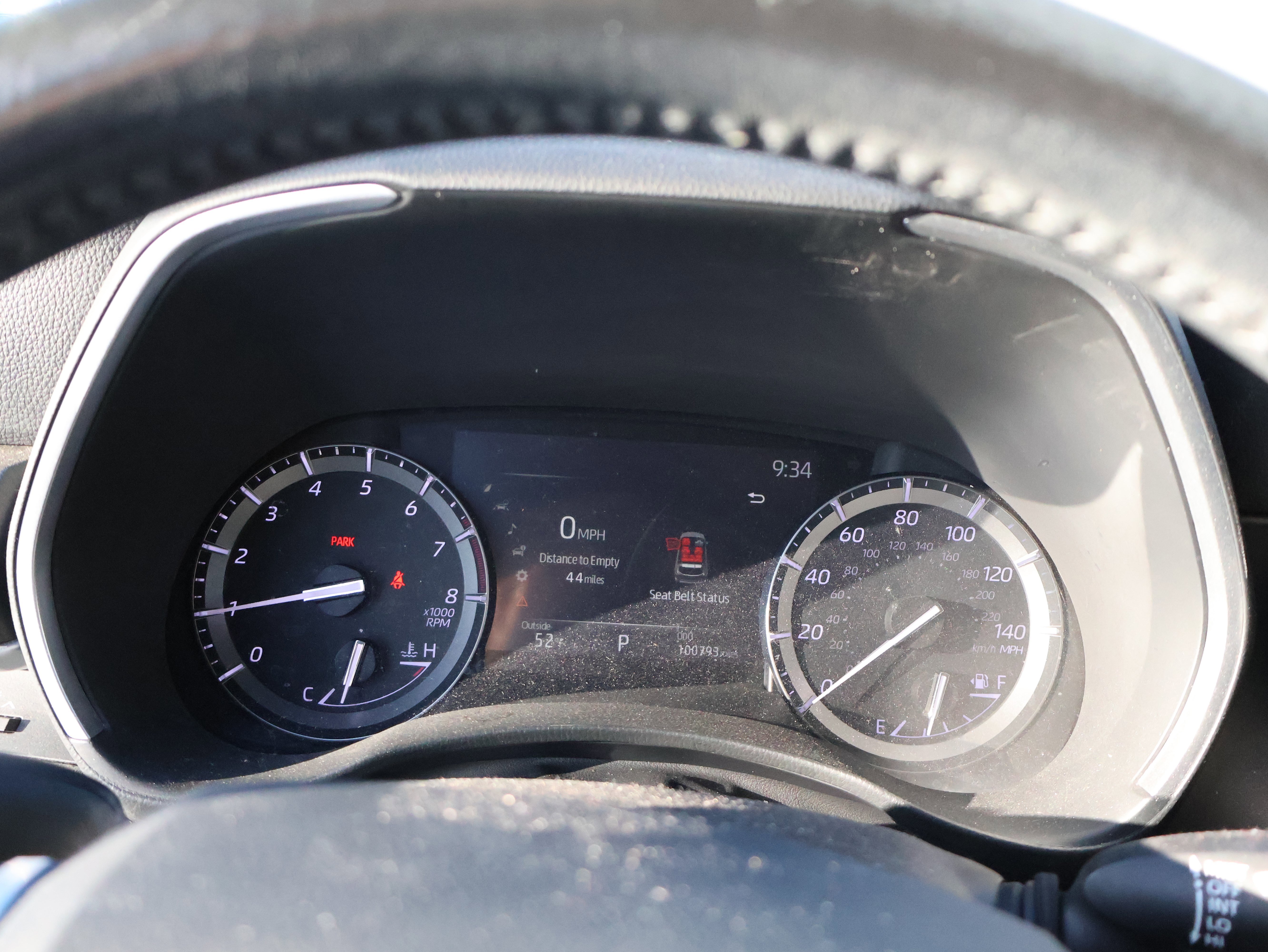 Used 2020 Toyota Highlander XLE image 30