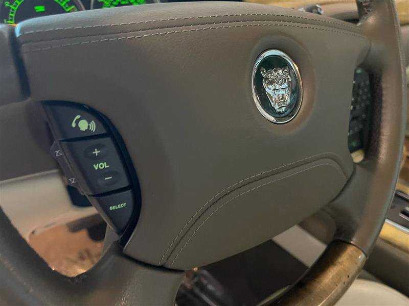 Used 2006 Jaguar S-TYPE 3.0 image 15