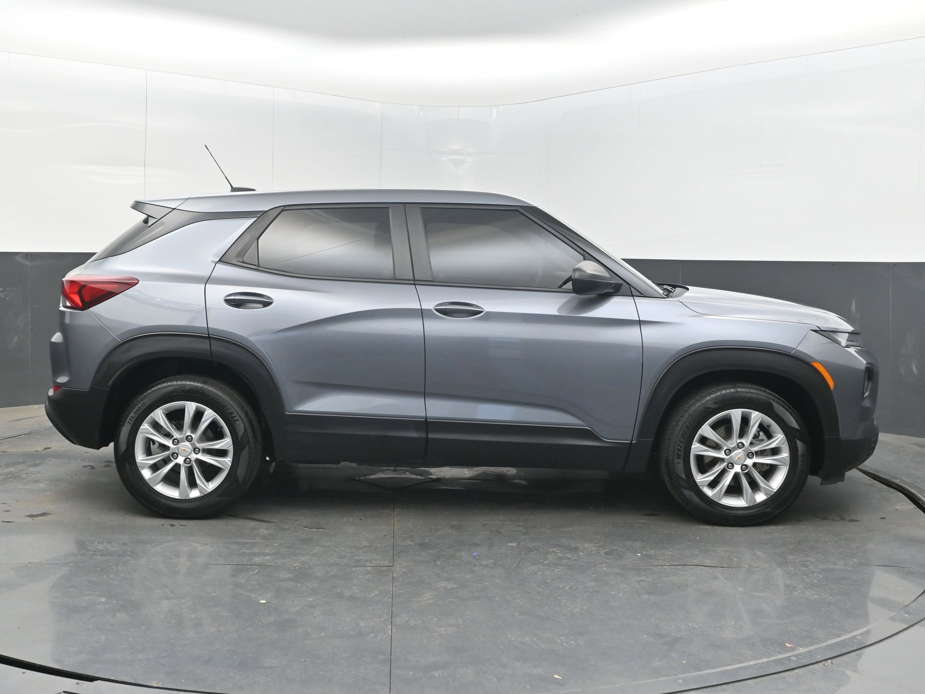 Used 2022 Chevrolet TrailBlazer LS image 10