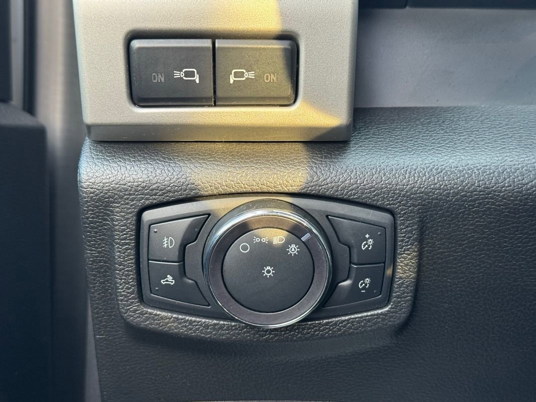 Used 2021 Ford F250 Lariat w/ Lariat Ultimate Package image 27