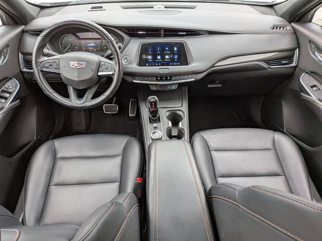 Used 2023 Cadillac XT4 Sport w/ Cold Weather Package AWD/4WD image 4