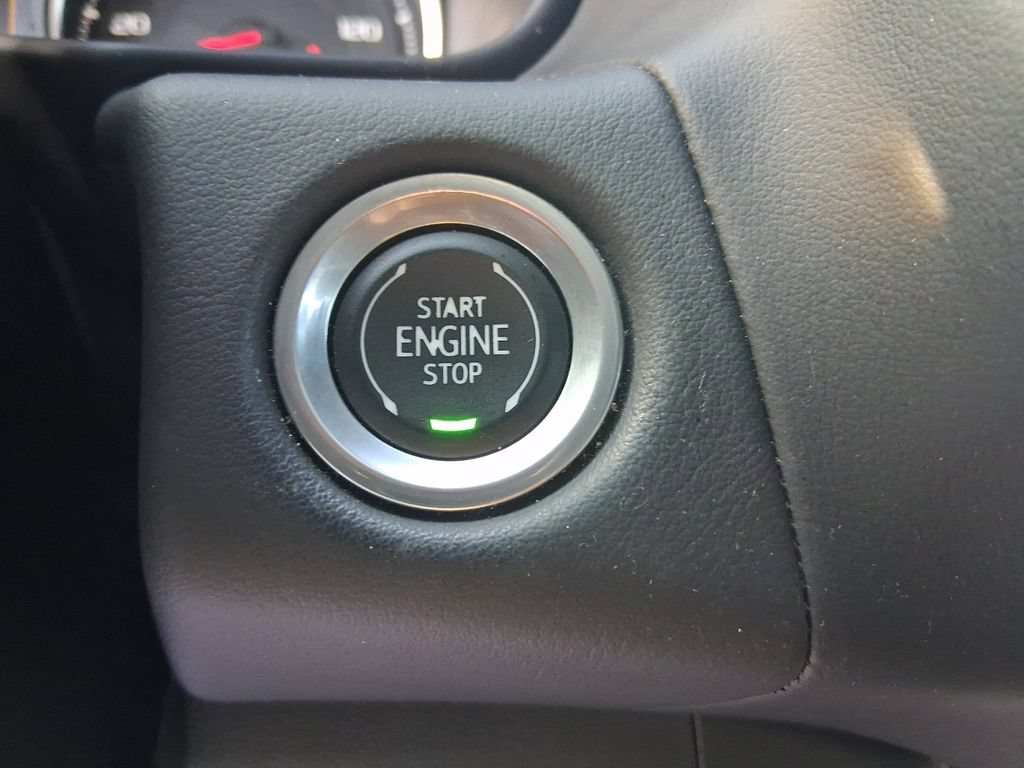 Used 2024 Chevrolet Suburban LS RWD image 29