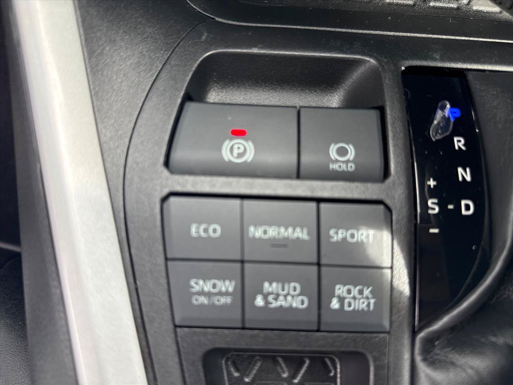 Used 2020 Toyota RAV4 XLE Premium AWD/4WD image 13