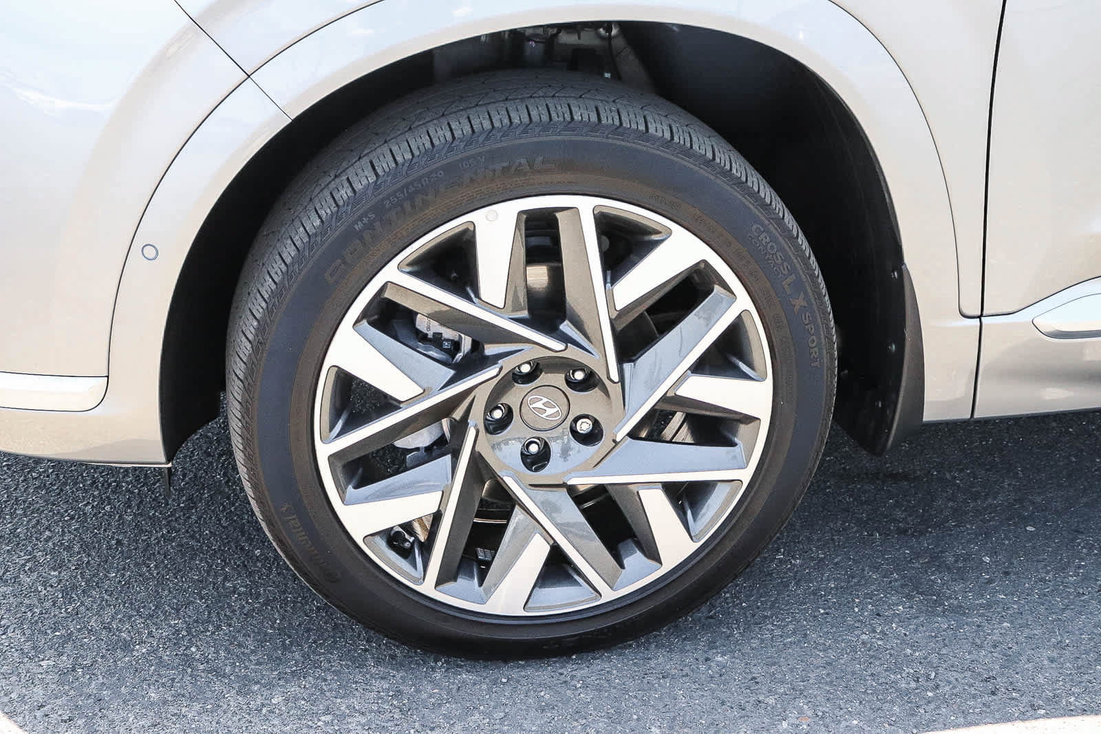 Used 2023 Hyundai Santa Fe Calligraphy AWD/4WD image 16