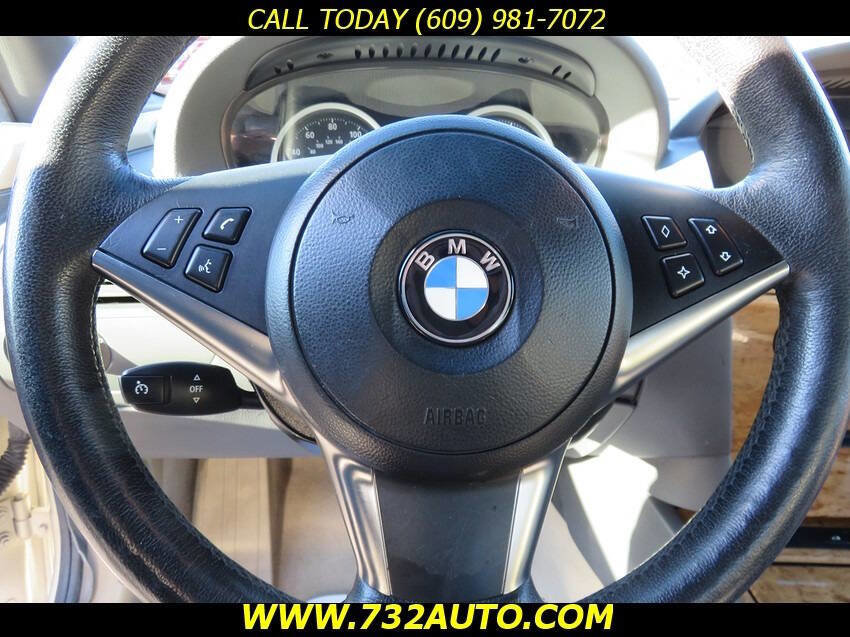 Used 2005 BMW 645Ci Convertible image 21