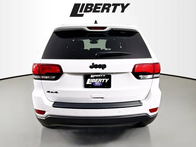 Used 2019 Jeep Grand Cherokee Laredo image 6