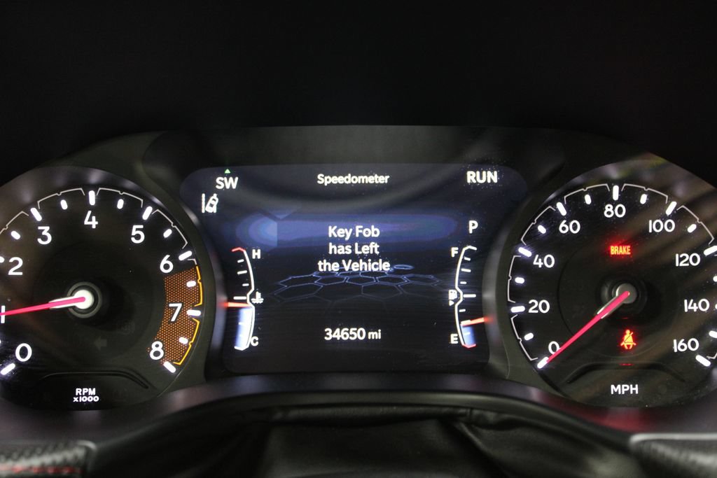 Used 2025 Jeep Compass Trailhawk AWD/4WD image 29