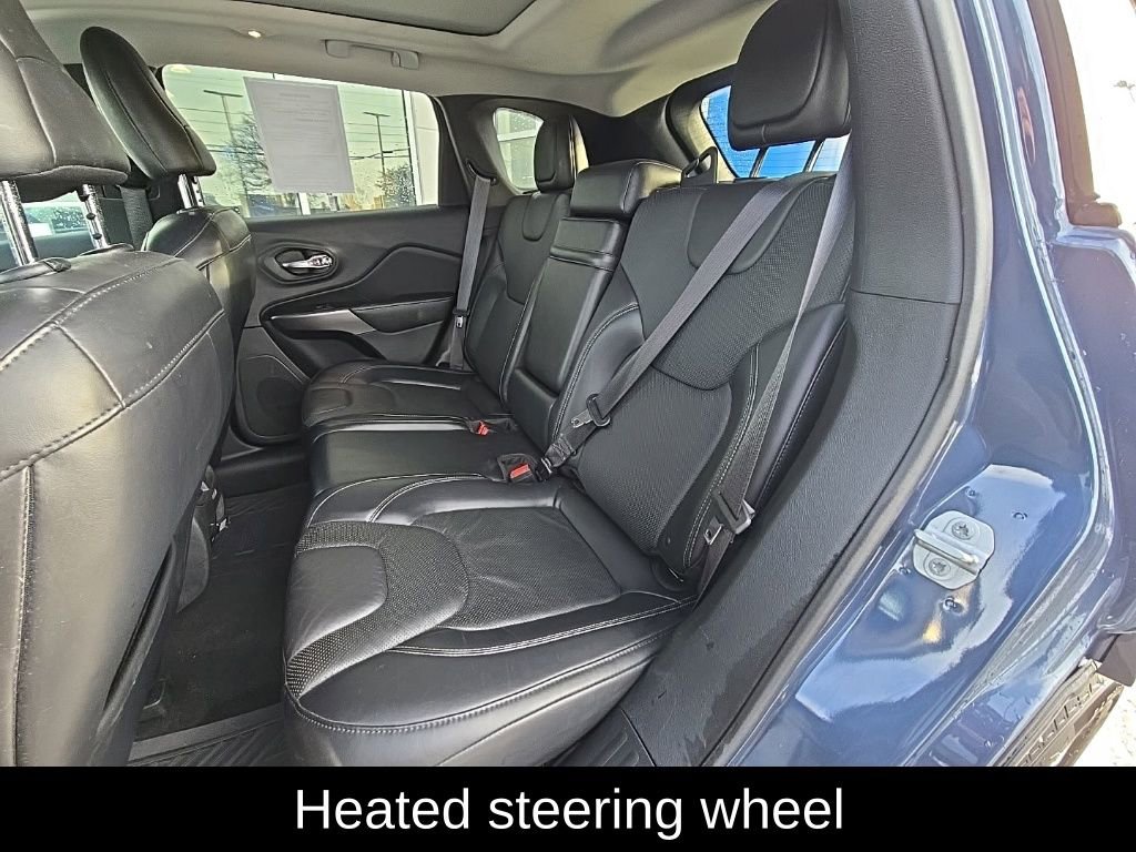 Used 2019 Jeep Cherokee Limited image 29