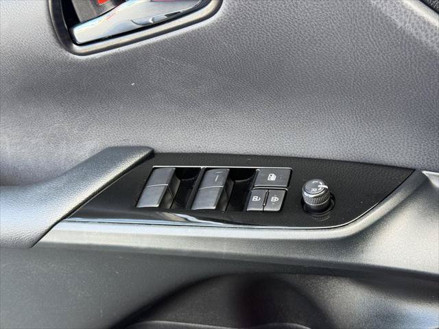 Certified 2021 Toyota Prius Prime Limited FWD image 23