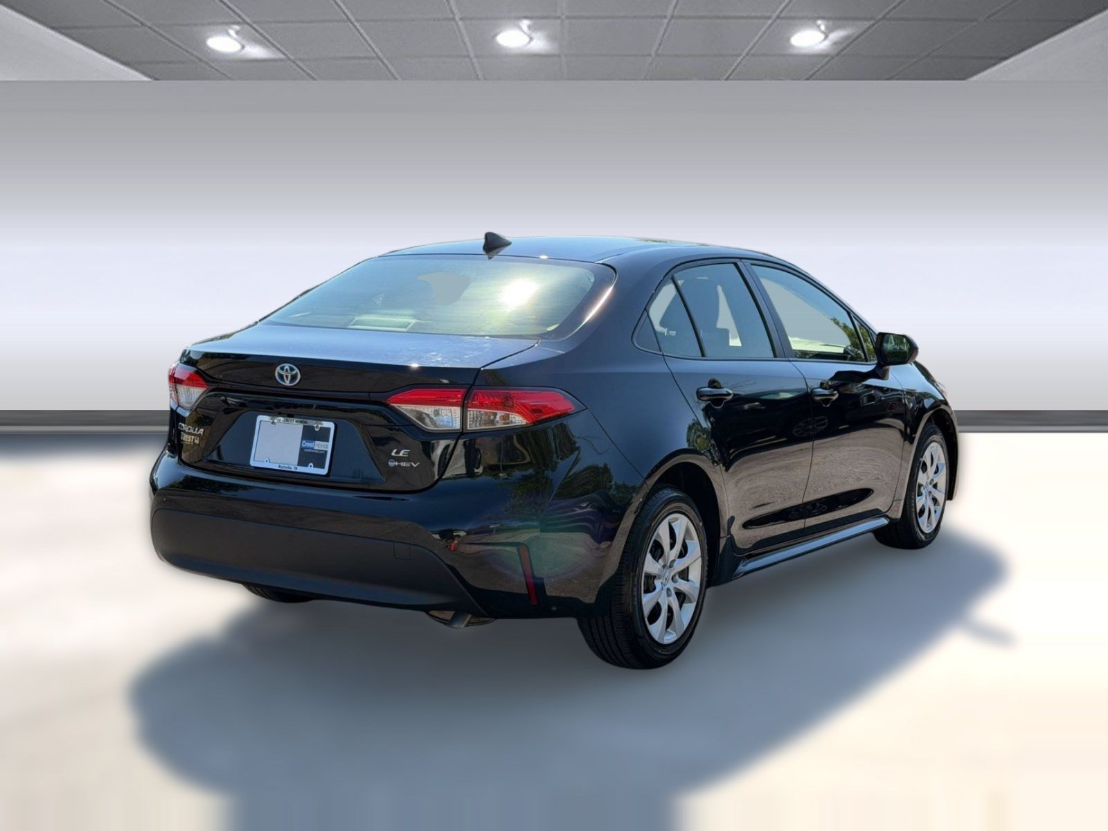 Used 2025 Toyota Corolla LE FWD image 9