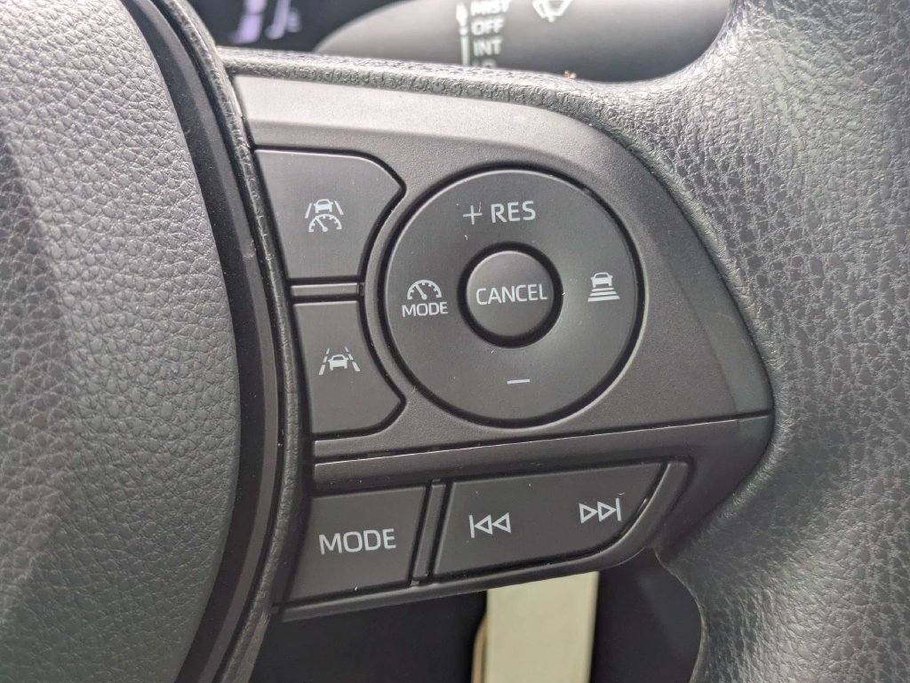Used 2026 Toyota Corolla LE FWD image 21