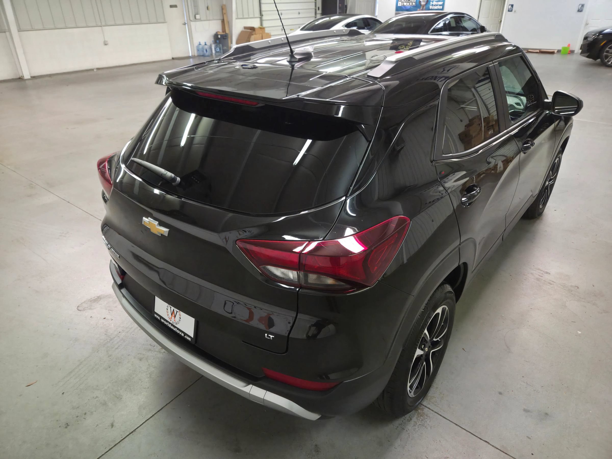 Used 2025 Chevrolet TrailBlazer LT AWD/4WD image 7