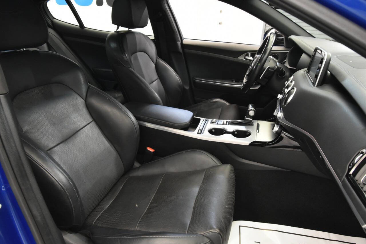Used 2019 Kia Stinger GT image 15