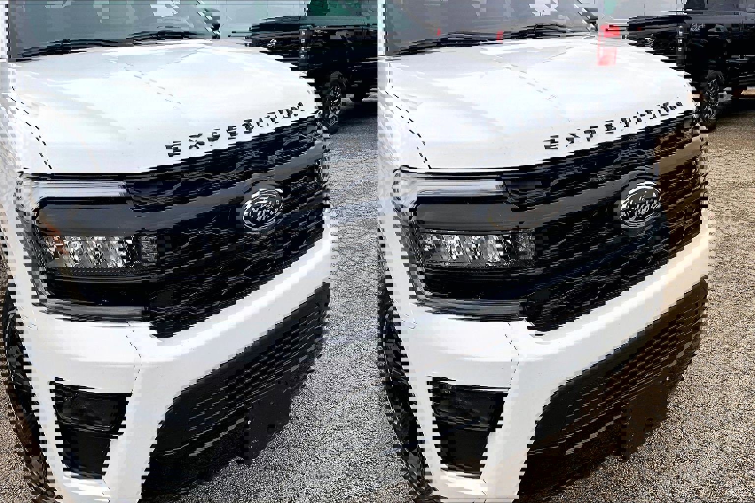 Used 2024 Ford Expedition Limited image 32