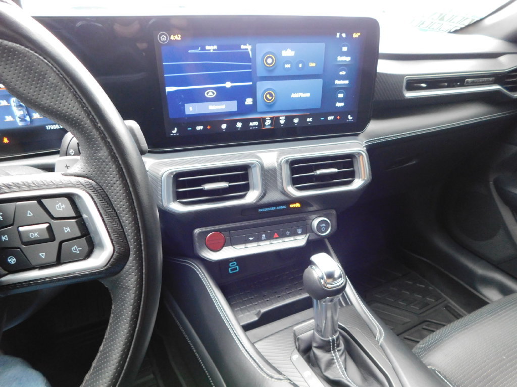 Used 2024 Ford Mustang GT Premium RWD image 28