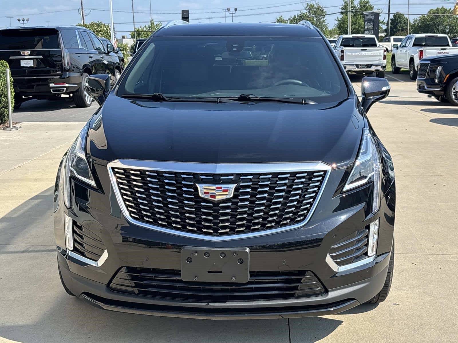Certified 2023 Cadillac XT5 Luxury AWD/4WD image 3