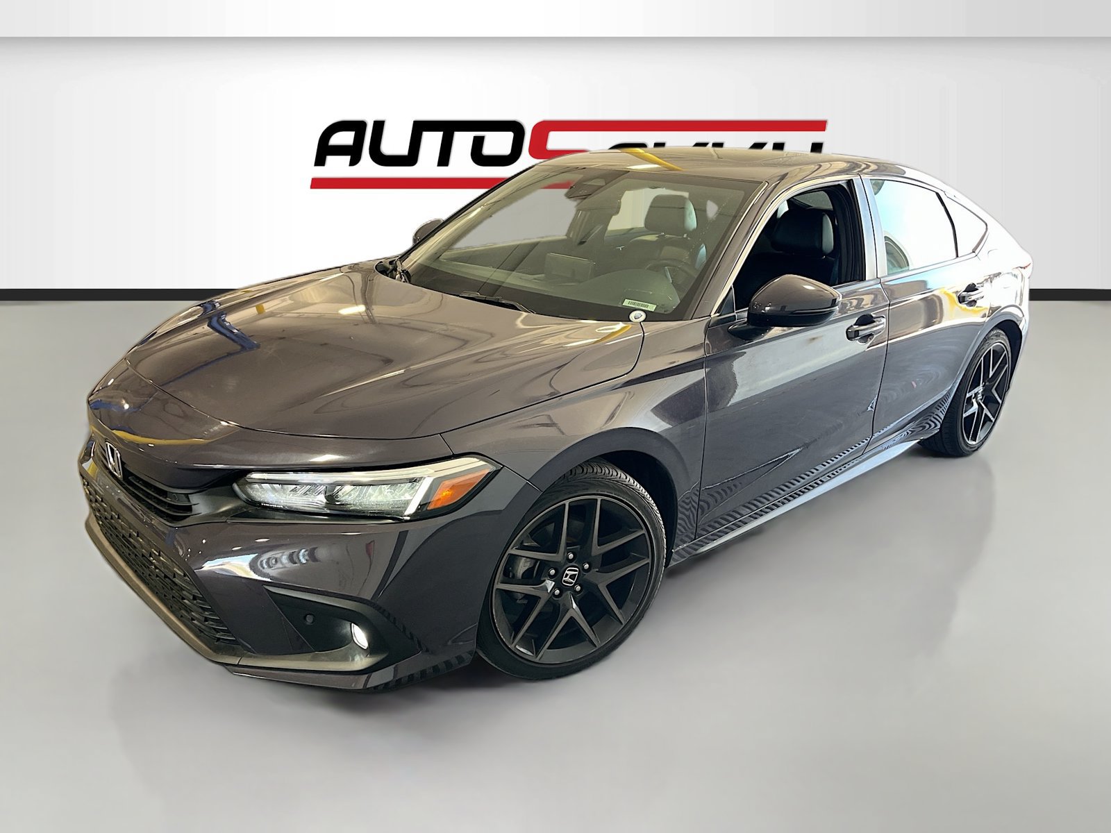 Used 2024 Honda Civic Sport Touring image 3