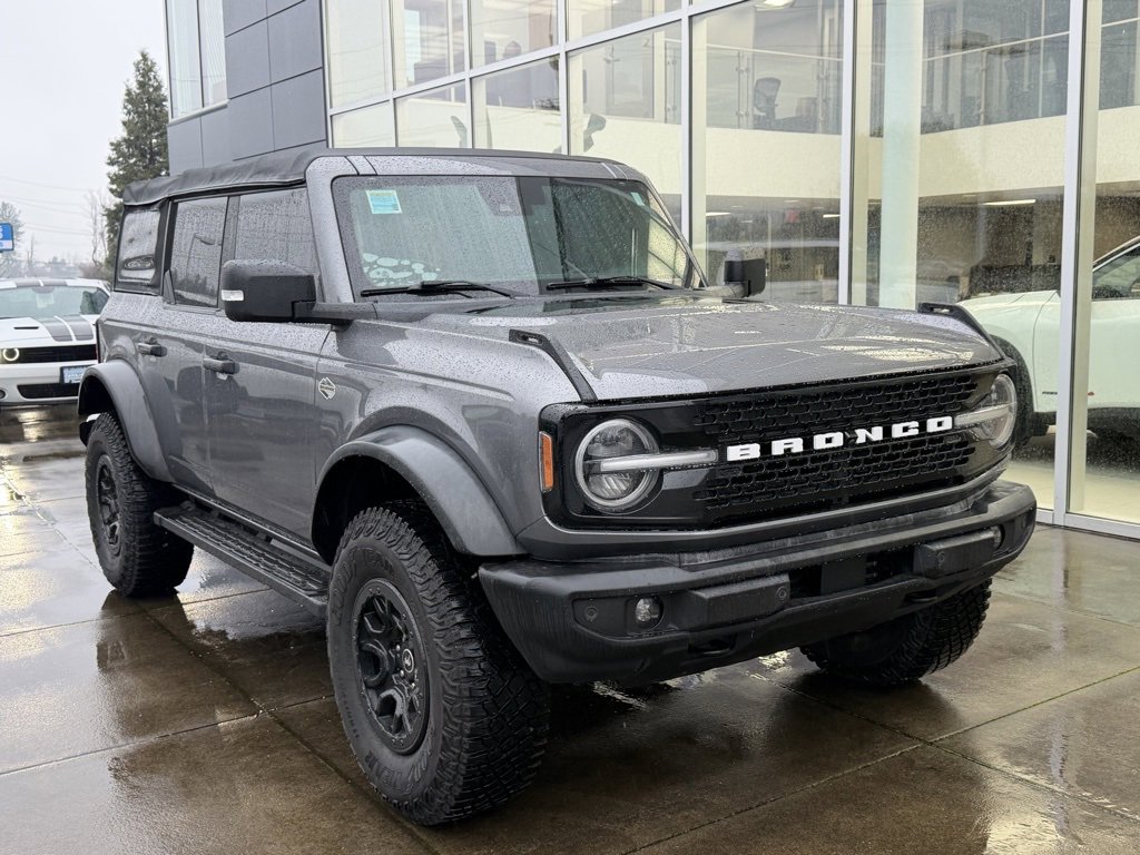 Used 2022 Ford Bronco Wildtrak image 2