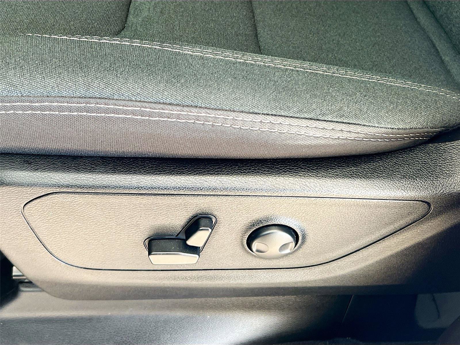 Used 2025 RAM 1500 Big Horn image 22