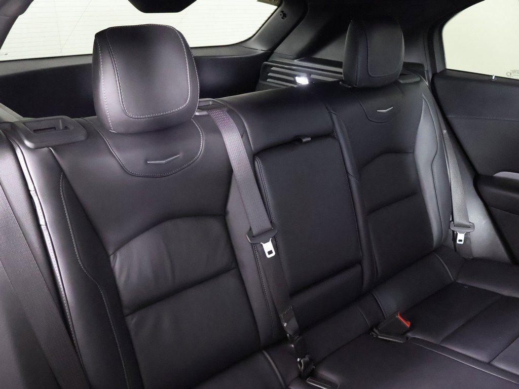 Used 2022 Cadillac XT4 Premium Luxury w/ Safety Alert Package image 31