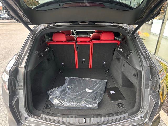 New 2025 Alfa Romeo Stelvio Sprint w/ Veloce Package AWD/4WD image 6