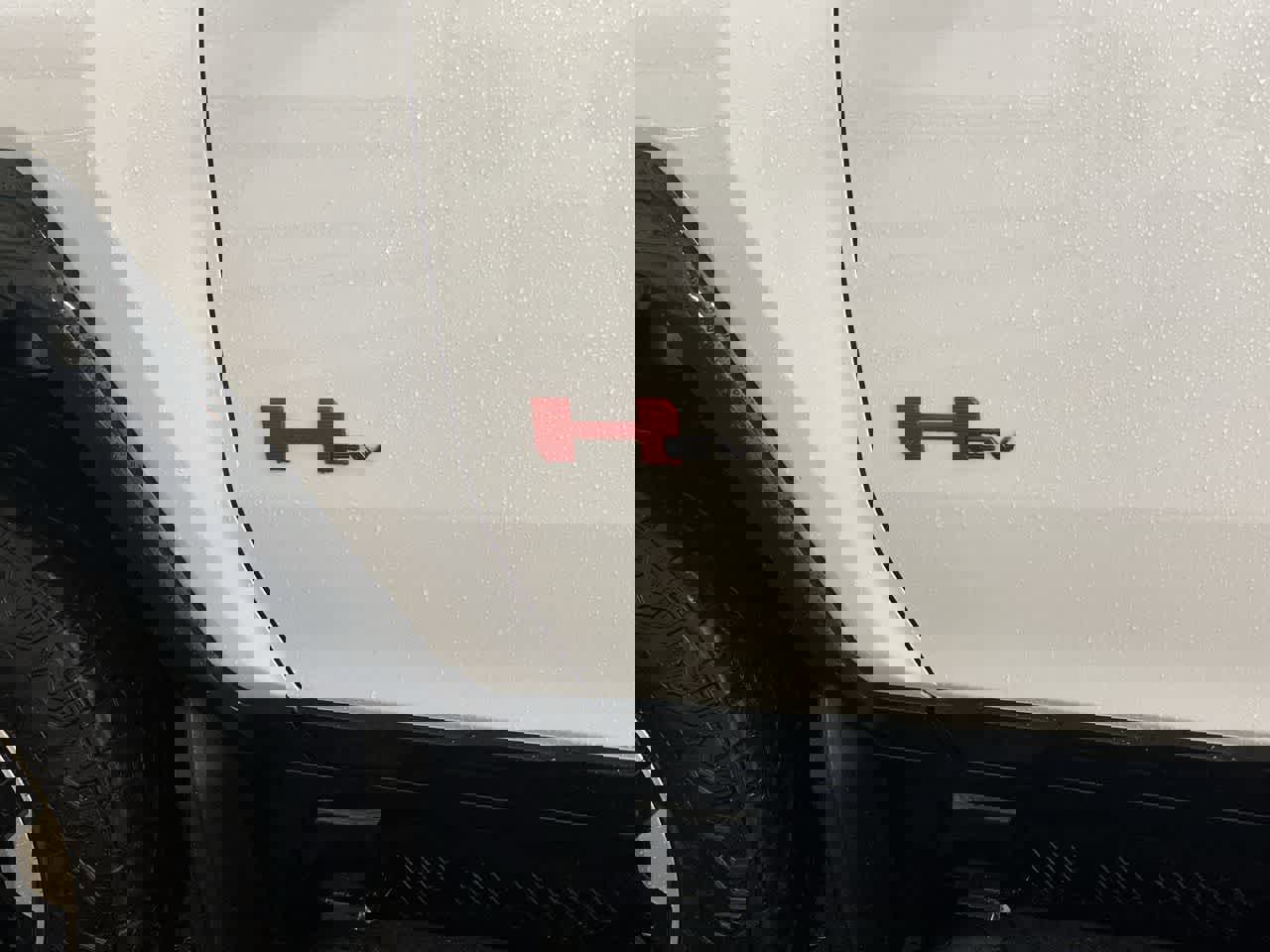 Used 2024 GMC Hummer EV 2X w/ Extreme Off-Road Package image 10