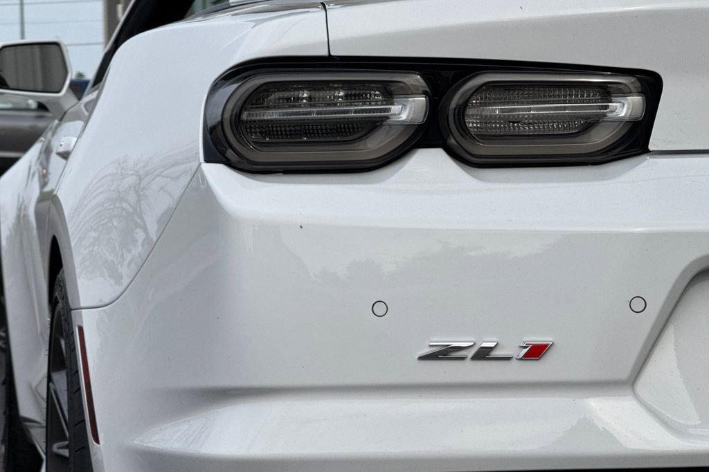 Used 2022 Chevrolet Camaro ZL1 image 26