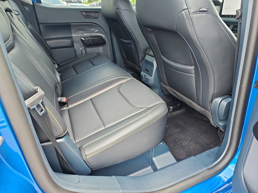 Used 2025 Ford Maverick Lobo AWD/4WD image 15