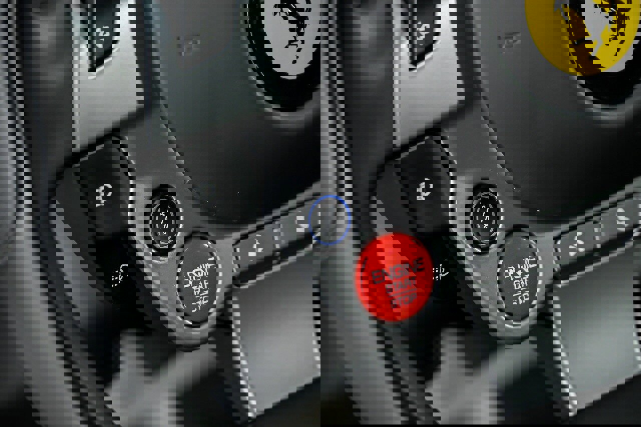 Used 2018 Ferrari 812 Superfast RWD image 25