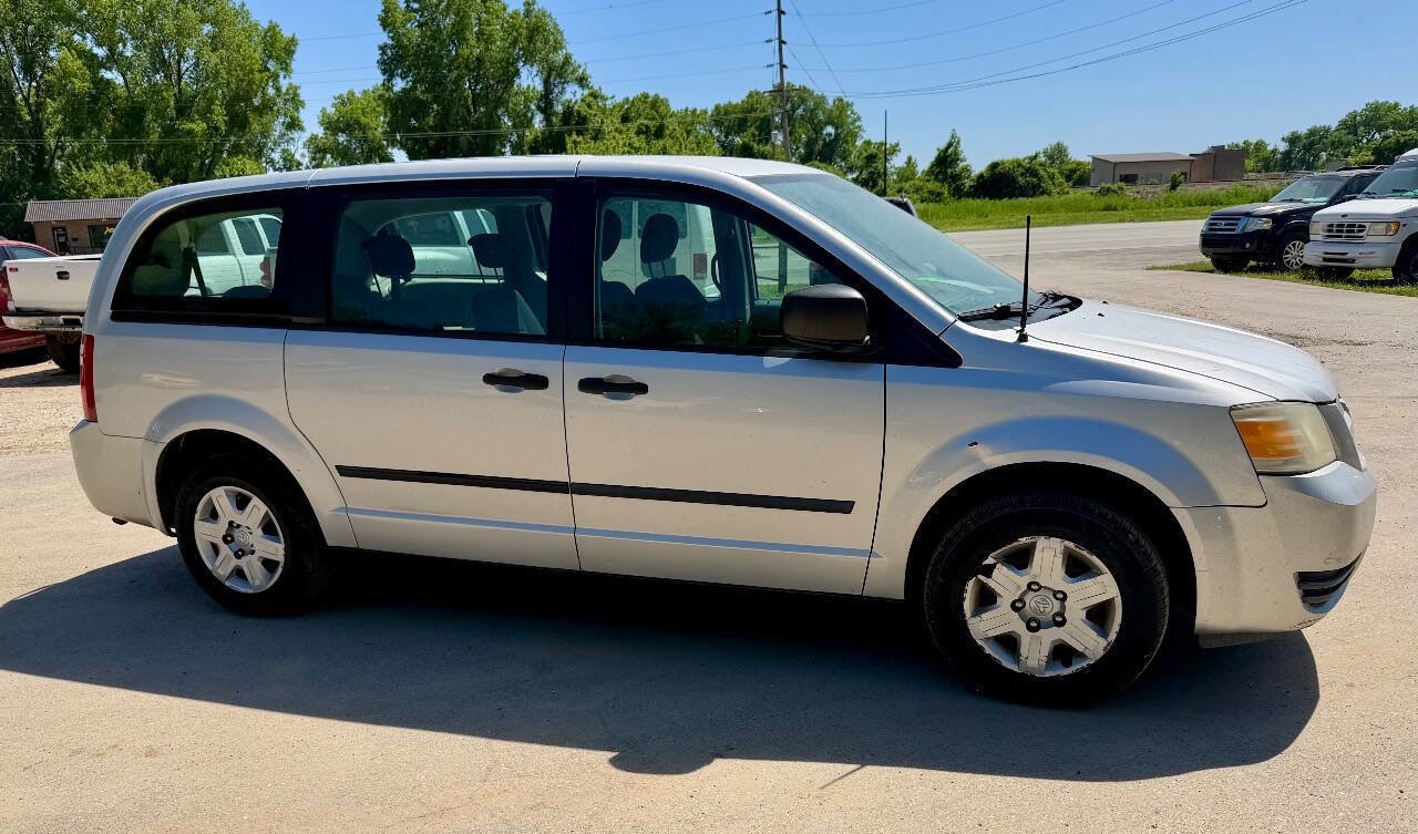 Used 2008 Dodge Grand Caravan SE FWD image 7