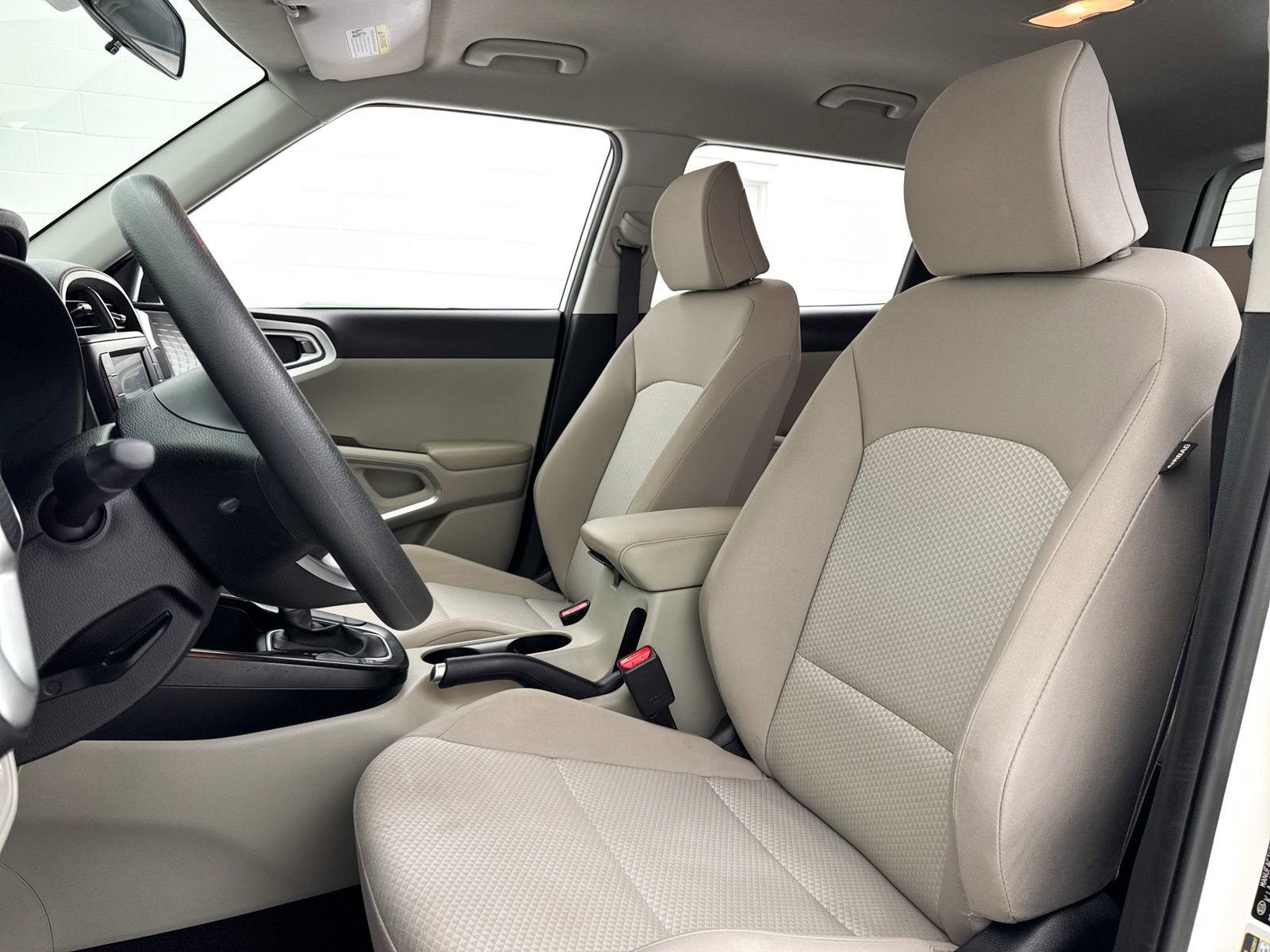 Used 2021 Kia Soul LX image 19