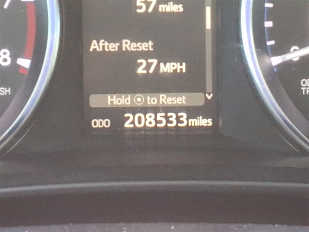 Used 2015 Toyota Highlander Limited Platinum image 15