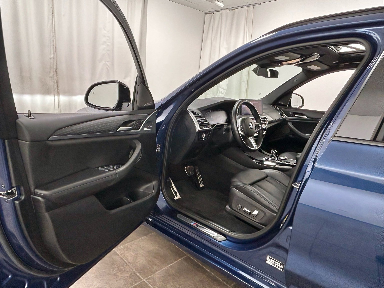 Used 2023 BMW X3 xDrive30i w/ M Sport Package image 21