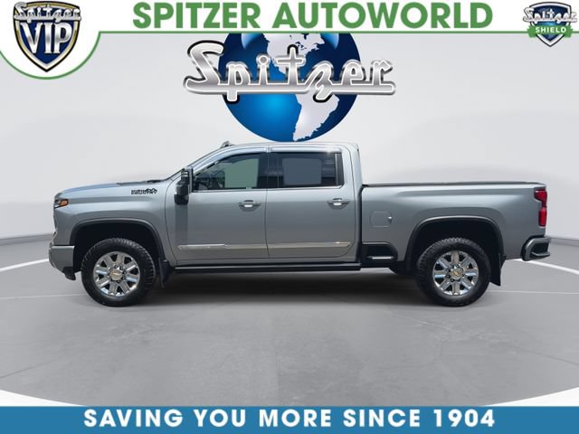 Used 2024 Chevrolet Silverado 3500 High Country w/ High Country Premium Package AWD/4WD image 6