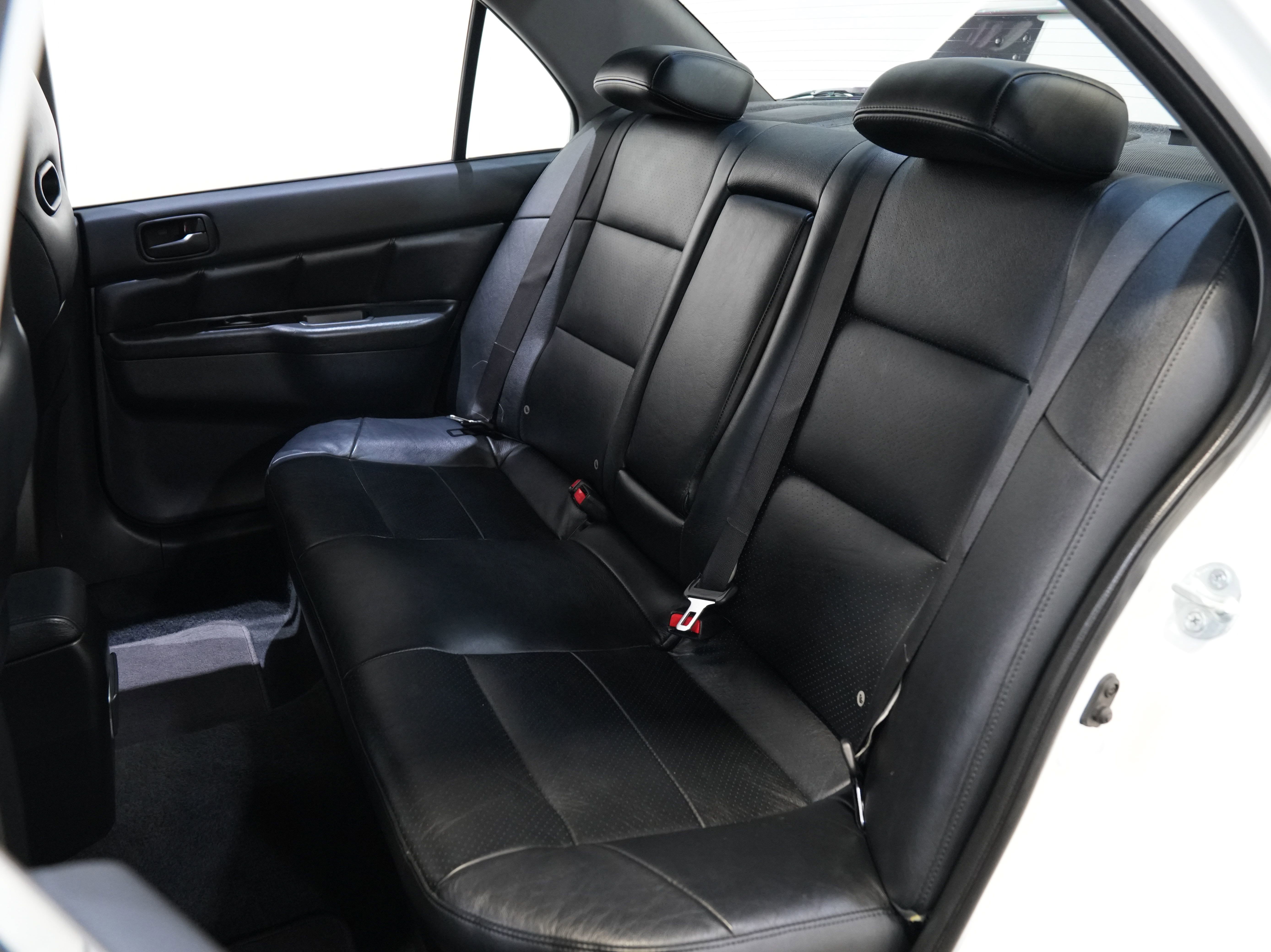 Used 2005 Mitsubishi Lancer Evolution image 37