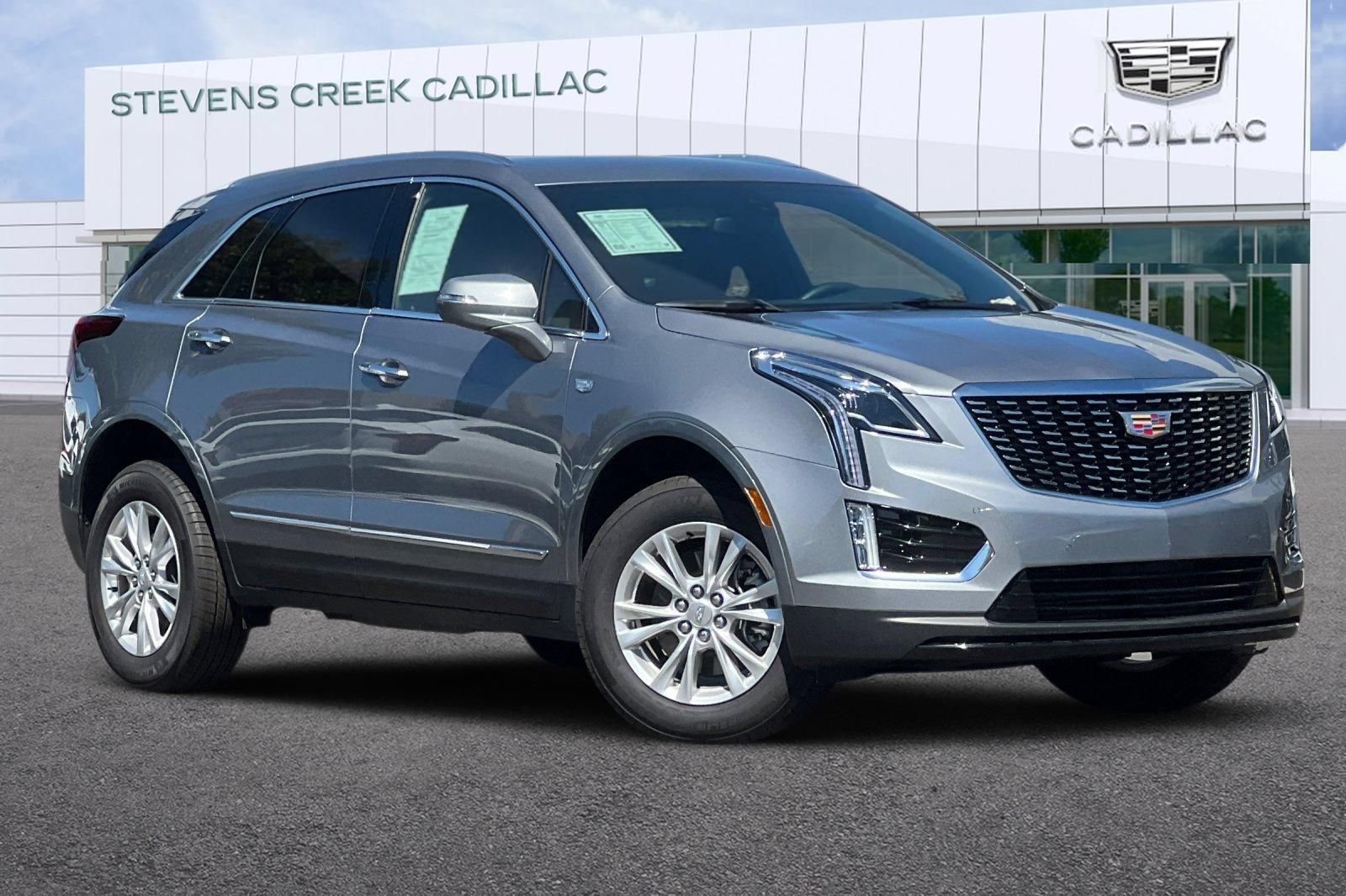 Used 2025 Cadillac XT5 Luxury w/ LPO, Floor Liner Package