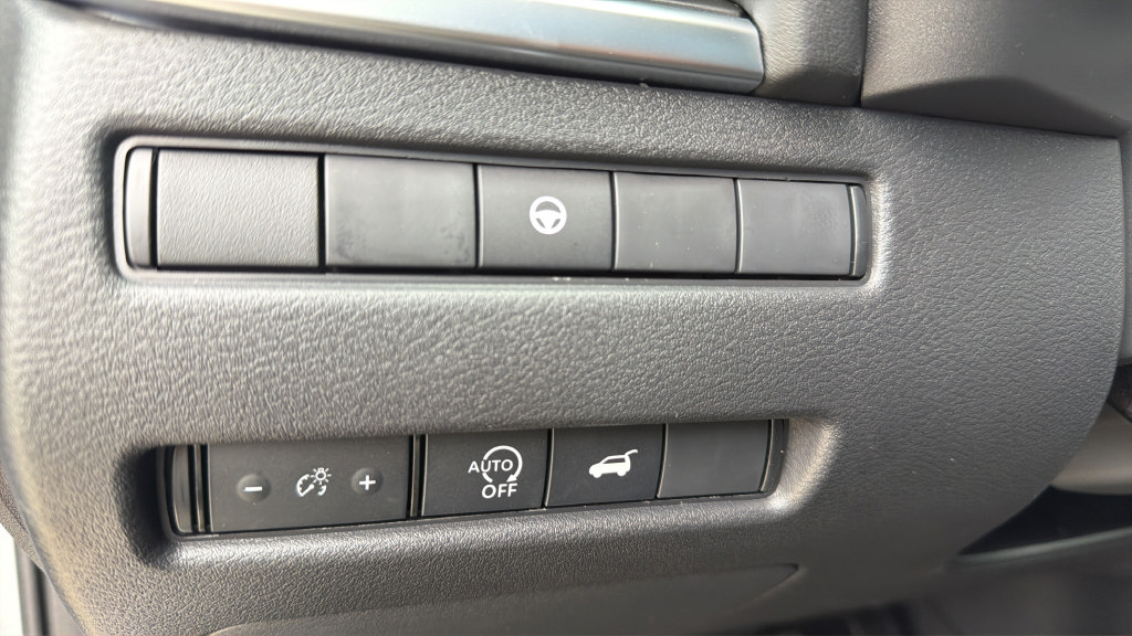 New 2026 Nissan Rogue SV AWD/4WD image 21