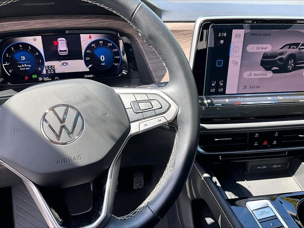 Used 2025 Volkswagen Atlas SEL AWD/4WD image 25