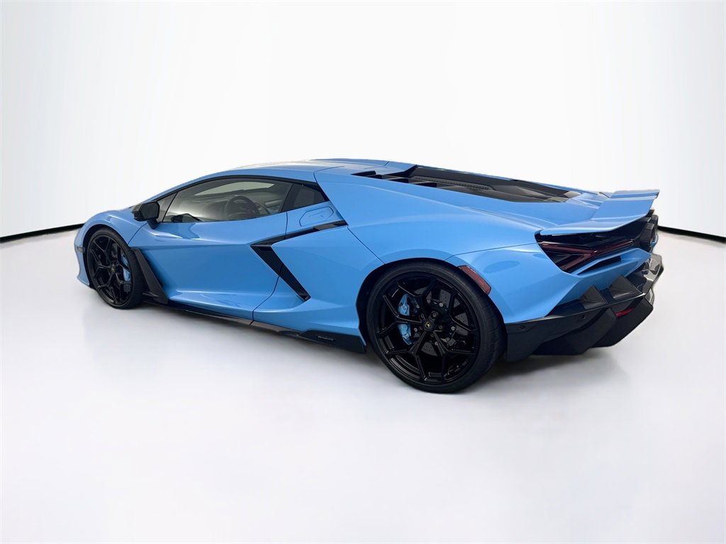 Used 2024 Lamborghini Revuelto image 7