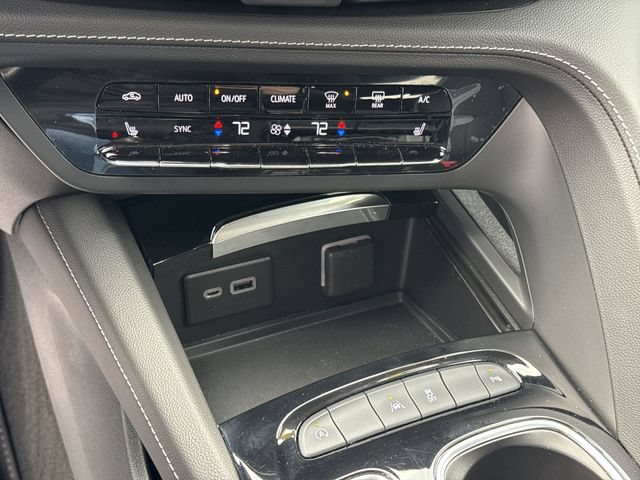 Certified 2023 Buick Envision Essence FWD image 17