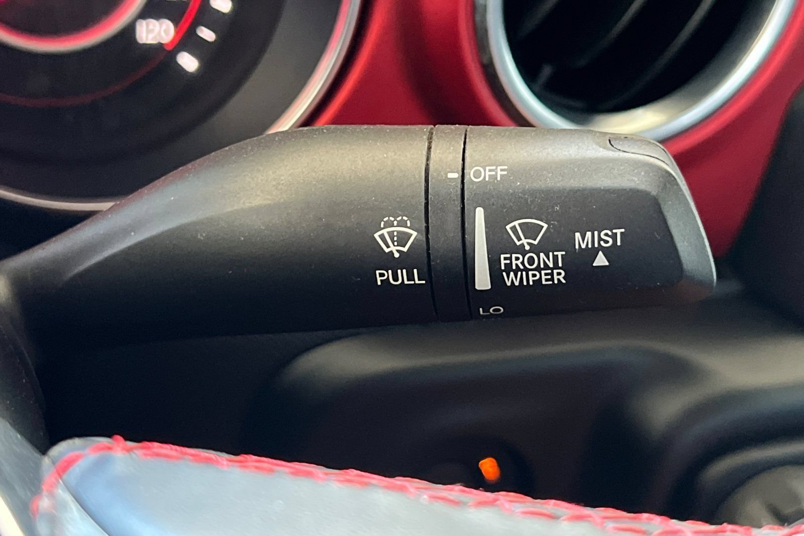 Used 2020 Jeep Gladiator Rubicon AWD/4WD image 32
