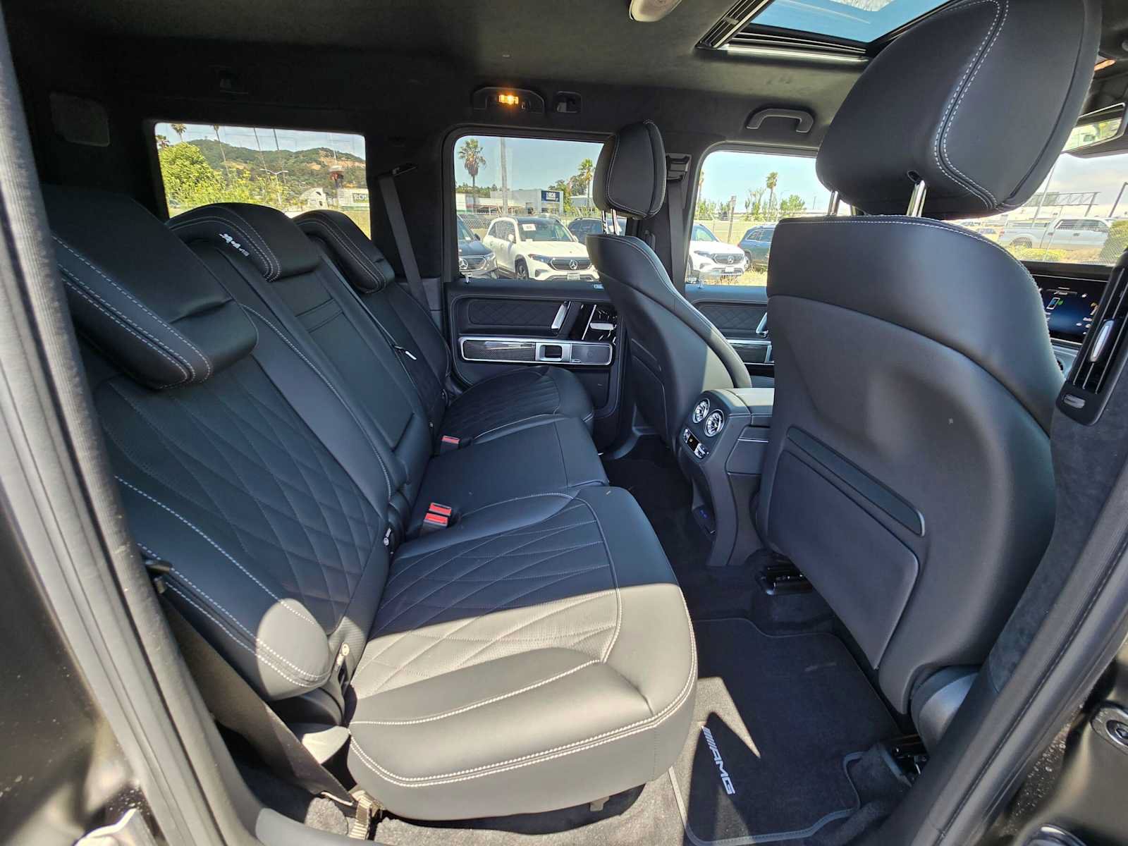 New 2026 Mercedes-Benz G 63 AMG 4MATIC image 12