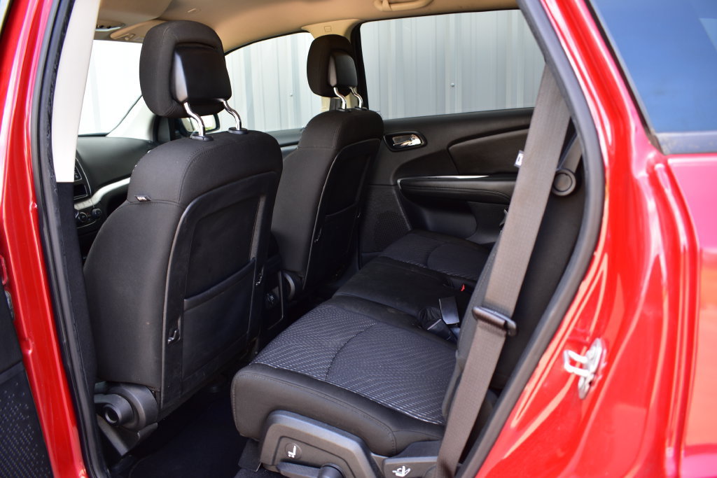Used 2020 Dodge Journey SE w/ SE Popular Equipment Group FWD image 20
