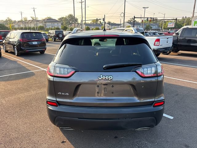 Used 2020 Jeep Cherokee Latitude Lux w/ Comfort/Convenience Group AWD/4WD image 28