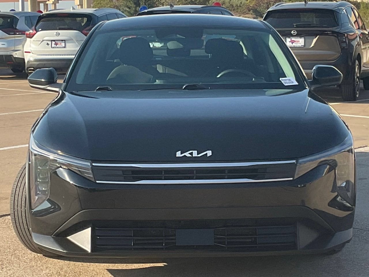 Used 2025 Kia K4 FWD image 2