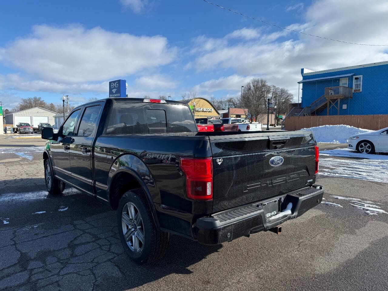 Used 2018 Ford F150 Lariat w/ Equipment Group 502A Luxury image 3