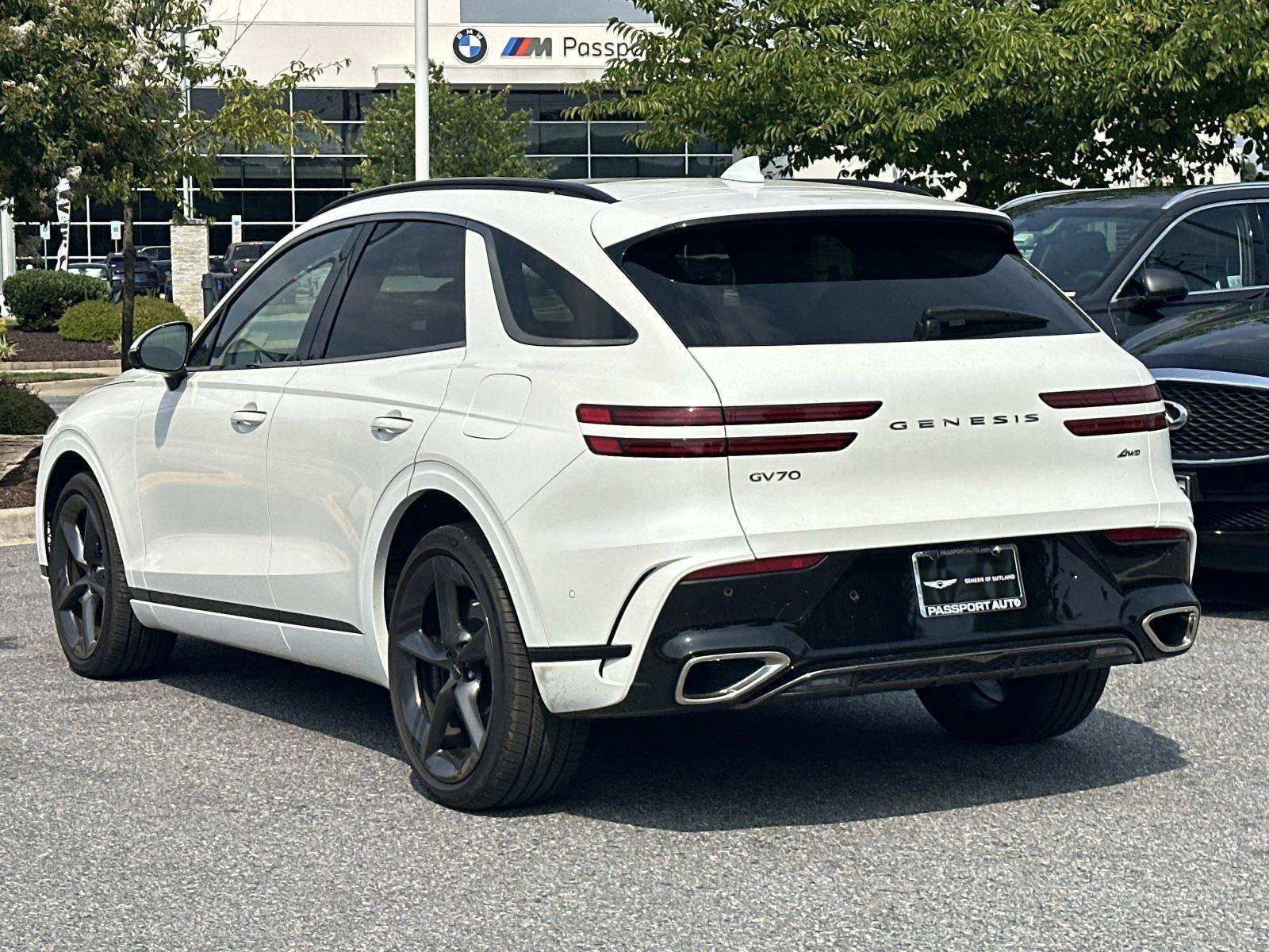 Used 2026 Genesis GV70 2.5T Sport Prestige AWD/4WD image 2