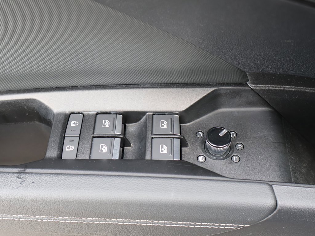 Used 2023 Audi Q4 e-tron Premium Plus w/ Premium Plus image 43