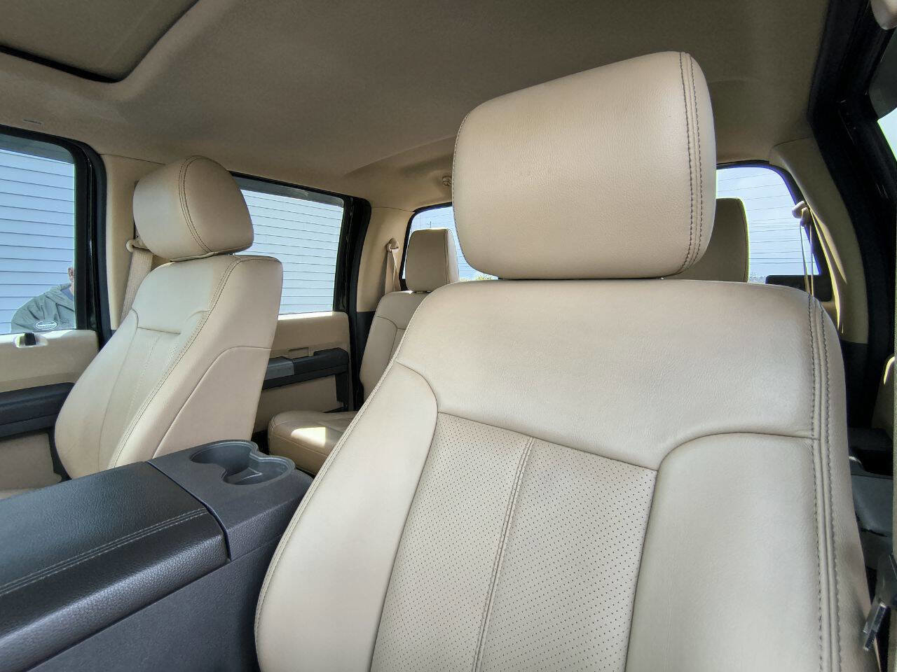 Used 2016 Ford F250 Lariat w/ Lariat Ultimate Package image 14